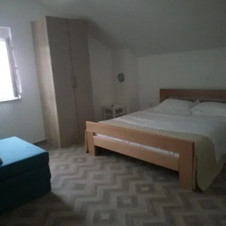 Maria Apartman Sukosan Exterior photo