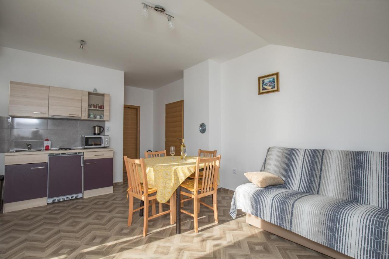 Apartment Maria Sukosan